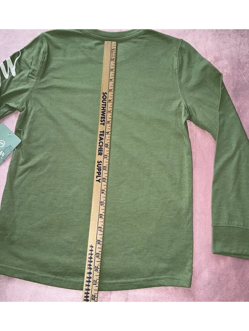 Magellan Outdoors Girls Med 8-10 NWT Long Sleeve Grotto Falls Mistletoe NWT